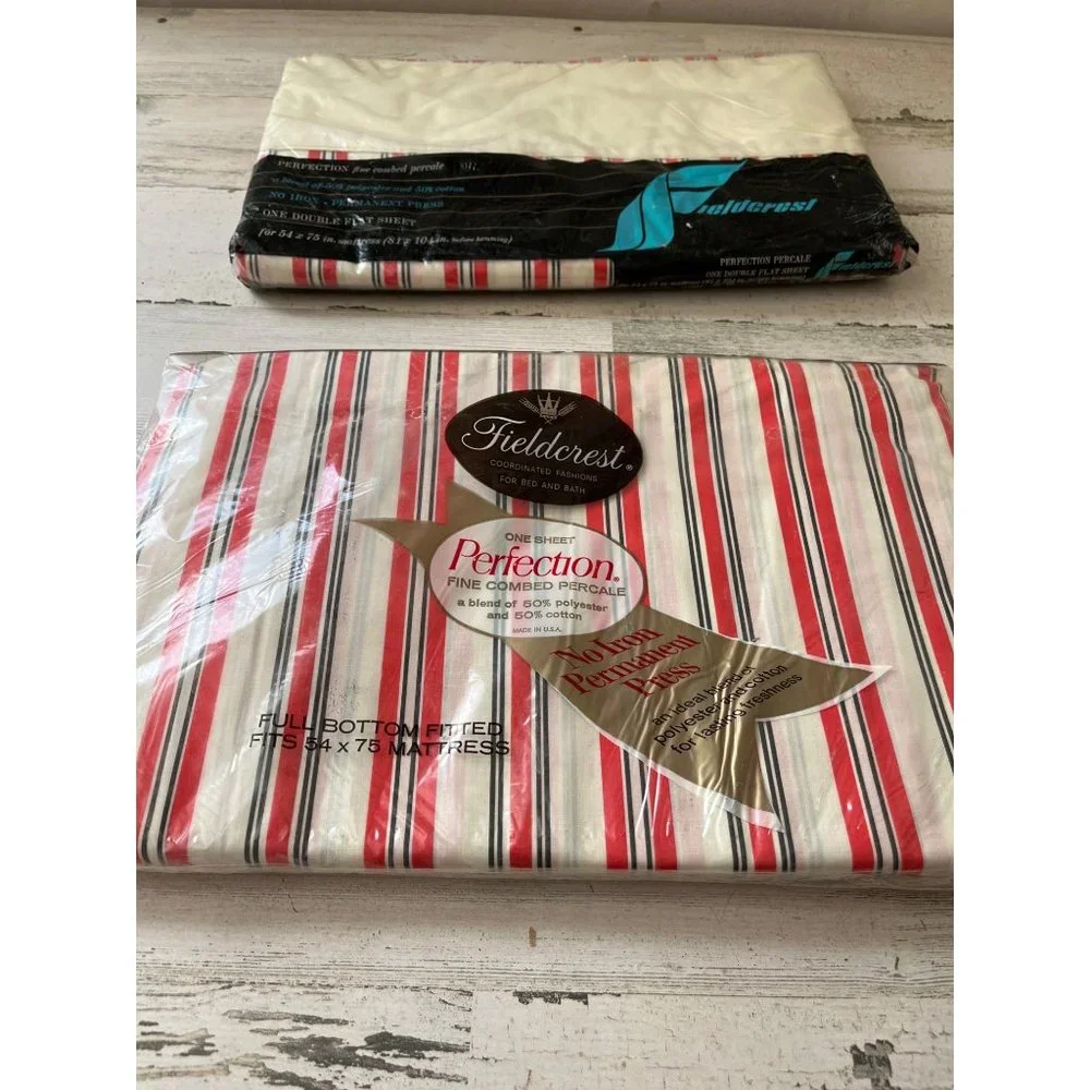 Fieldcrest NOS red/black/white striped full size sheet set vintage